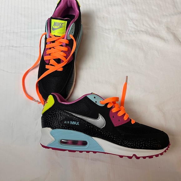 Nike Air Max size 6.5Y women size 8. - Picture 6 of 8